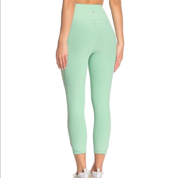 Green leggings - Picture 2 of 3